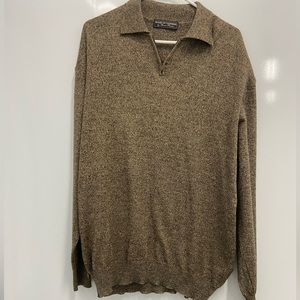House of Cashmere men’s sweater. Lightly worn.